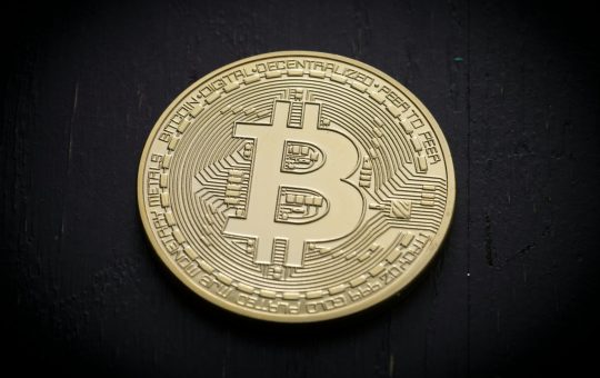 Financial Guru Says Bitcoin Is Your Shield In Banking Crisis