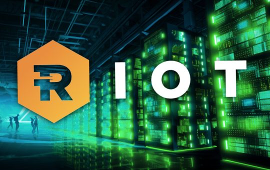 Riot offers $950 million to buyout Bitfarms in hostile takeover amid CEO controversy