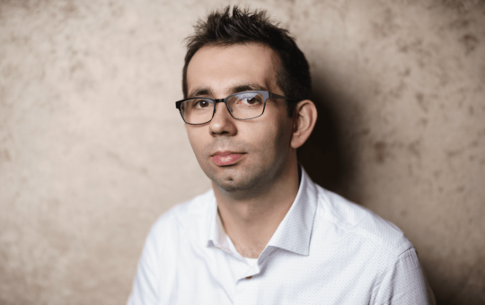 As tech giants monopolize AI talent, development studios like lateral emerge to offer tailored solutions for startups and Fortune 500s alike