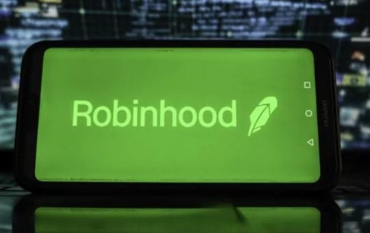 Robinhood strikes $178M deal to buy Canada's crypto powerhouse WonderFi