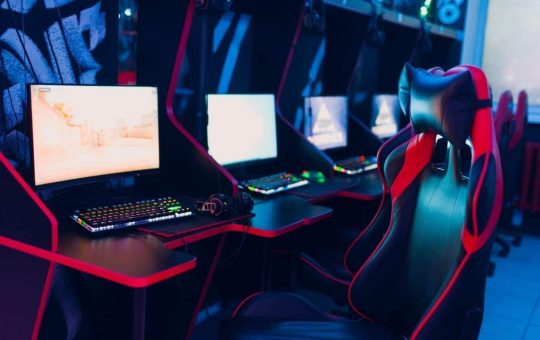 Former Riot, Blizzard Game Developers Raise $30.5M to Build AAA Shooter on Etherlink, Tezos L2