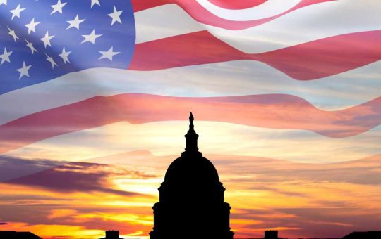 US Senator Pushes Crypto Tax Bill With $300 De Minimis Threshold
