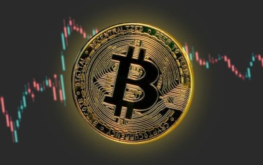 Bitcoin climbs to record $124,000, Ethereum approaches ATH