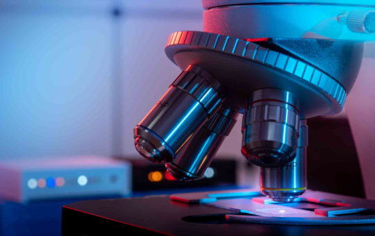 Researchers Build Microscopic Gears Powered by Light in Milestone for Nano-Scale Machines