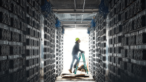 Expert Flags Bitcoin's First Hashrate Bear Market as Network Sheds 145 EH/s