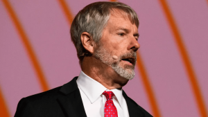 Is Strategy Now Bitcoin's Biggest Seller? 'Sell a Kidney' Jibes Fly as Saylor Breaks His Own Rule